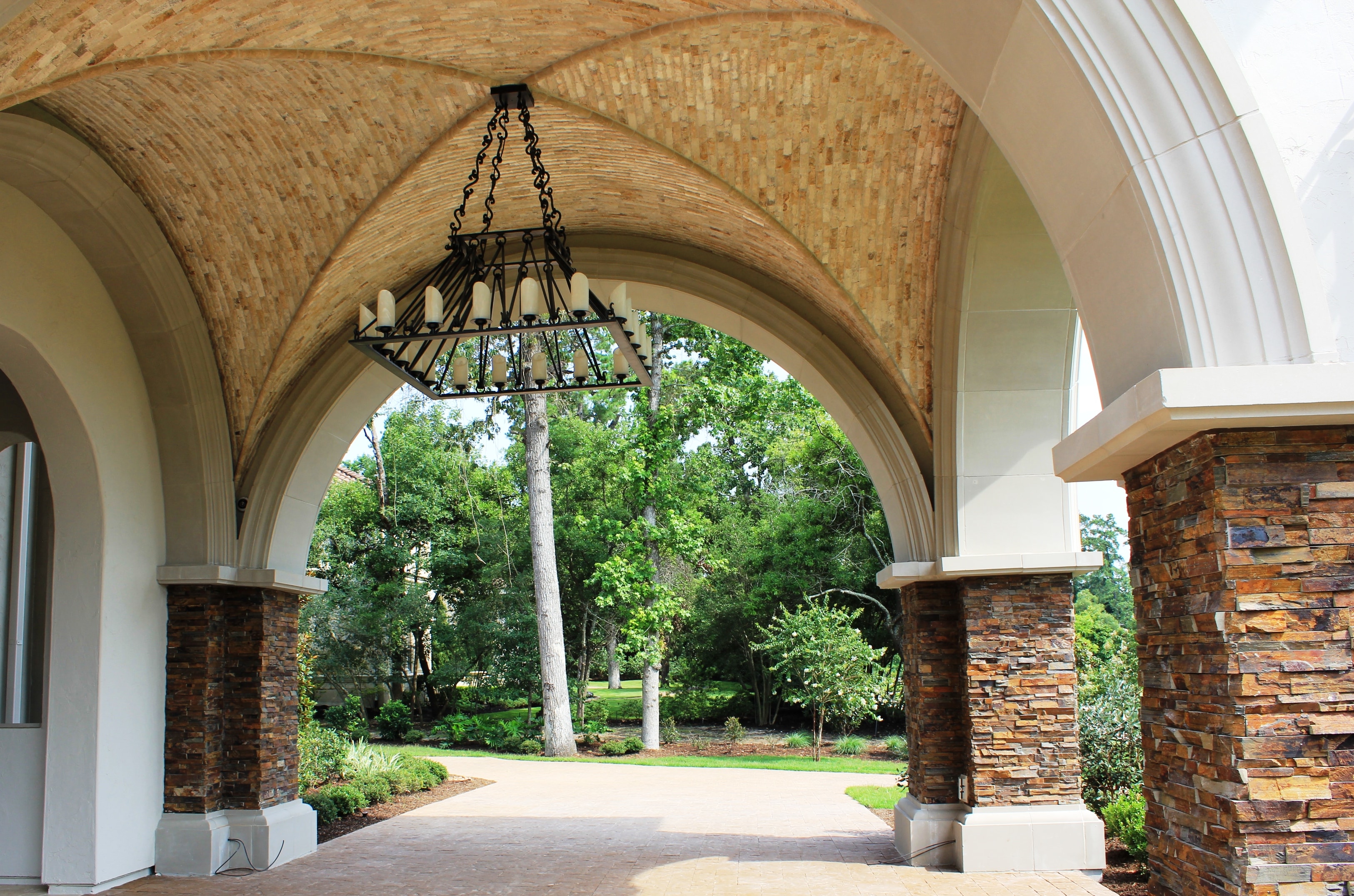 Porte Cochere